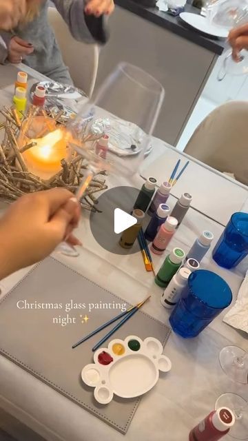 Viral Drinks Media on Instagram: "This is your sign to have a Christmas glass painting night 😍🎄 (via mumofterrors) #viral #christmas #wine #drinks" Wine And Canvas Ideas Paint Party, Wine Painting Glasses Ideas, Wine Glass Painting Ideas Christmas, Christmas Wine Glasses Diy Painted, Christmas Wine Glass Painting, Paint Wine Glasses Diy, Wine Glass Painting Ideas Easy Simple, Wine Cup Painting Ideas, Christmas Glass Painting