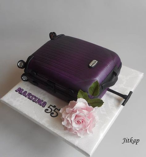 Rimowa Suitcase, Italian Dinner Party Decorations, Cake Women, Alice Cake, Travel Cakes, Luggage Cake, Suitcase Cake, Rimowa Luggage, Modern Birthday Cakes