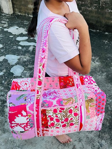 Cotton Quilted block print weekend bags 100% cotton fabric SIZE: medium : 16" x 8" x 8 " large : 18" x 9" x 9 Big Size :20" x 10" x 10"   the bags feature two pockets each on the outside :Color : Assorted & We Have More Color please Send me massage  : Quilted Padding great for weekend getaways, beach trips and as carry on bags while travelling Ask me for custom orders, personalized pouches or wholesale CARE: Machine wash separately in cold water Pink Rectangular Weekender Bag, Duffel Bag Aesthetic, Cute Duffle Bag, Hand Luggage Bag, Personalized Pouch, Weekend Bags, Weekend Travel Bags, Beach Trips, Quilted Totes