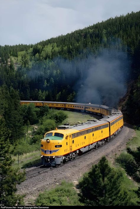 Train Images, Union Pacific Train, Steam Trains Photography, Railroad Images, Railroad Pictures, Union Pacific Railroad, Train Tour, Railroad Photography, Railroad Photos