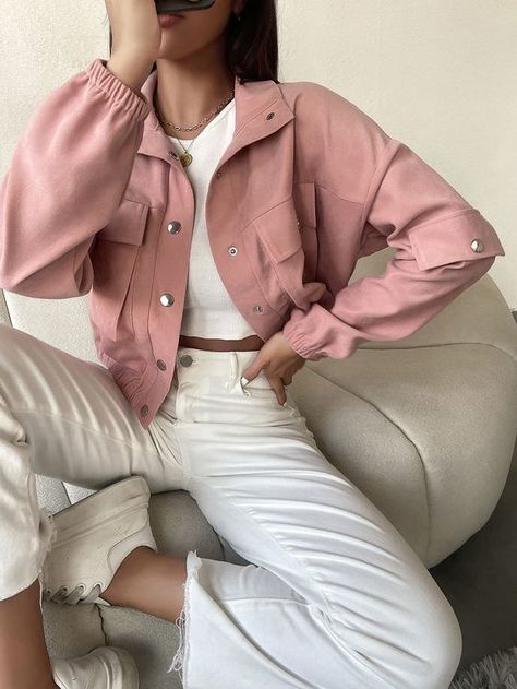 Pink And Jeans Outfit Casual, White And Pink Jacket, Pink Shirt Winter Outfit, Pink Outfits Aesthetic Casual, Dusty Pink Outfit Ideas, Warm Pink Outfits, Fall Pink Outfits Women, How To Style Pink Jacket, Pink Outfit Inspo Casual