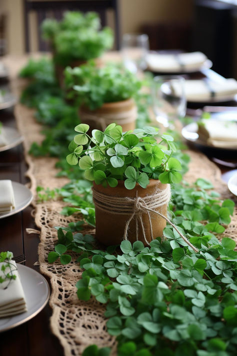 40+ Charming St. Patrick's Day Table Decor Designs Table Settings Ideas Elegant, Irish Dinner Party Table Settings, St Patrick’s Table Setting, St Patricks Table Decor, St Patricks Day Bridal Shower Ideas, Irish Table Decorations, Irish Wedding Centerpieces, Irish Wedding Shower Ideas, St Pattys Day Table Centerpiece