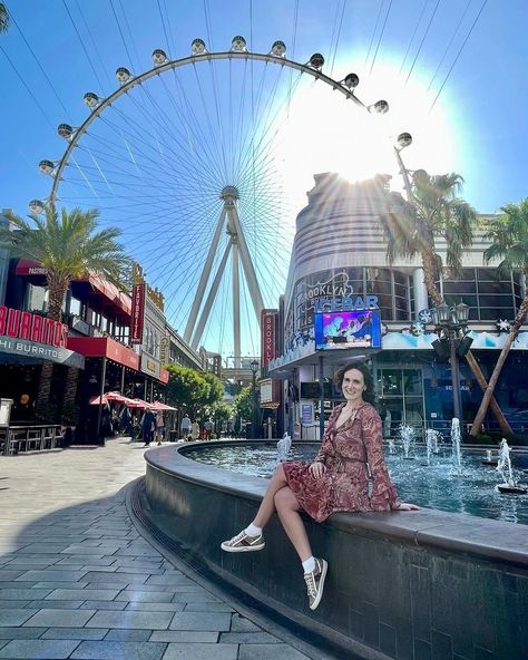 The Linq Hotel and the High Roller is a fabulous location to shoot content at in Las Vegas. I suggest coming early in the morning to avoid crowds in your pictures. Linq Las Vegas, Las Vegas Photos, High Roller, Early In The Morning, Photo Location, Us Travel, In The Morning, The Morning, Las Vegas