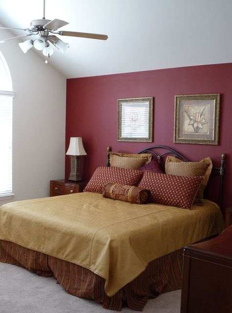 Large master bedroom with red accent wall paint Maroon Bedroom, Burgundy Bedroom Ideas, Red Bedroom Walls, Burgundy Bedroom, Maroon Walls, Red Accent Wall, Feature Wall Bedroom, House Tips, Bedroom Wall Paint