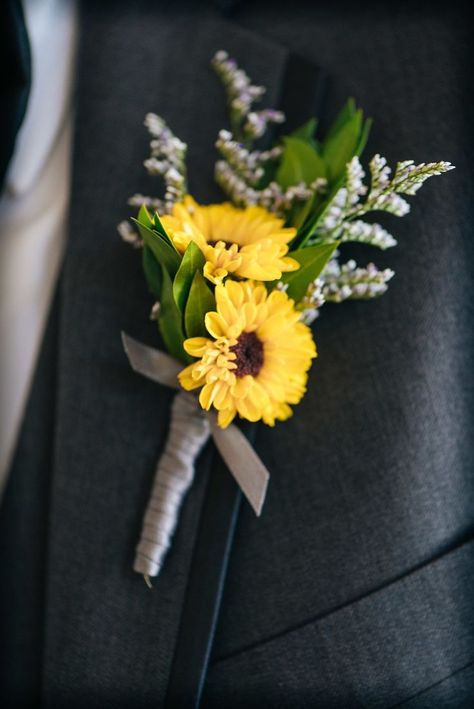 Sunflower Boutineer, Sunflower Buttonhole, Sunflower Garter, Sunflower Corsage, Sunflower Boutonniere, Bouquet Sunflower, Sunflower Wedding Decorations, Rustic Sunflower Wedding, Sunflower Wedding Bouquet