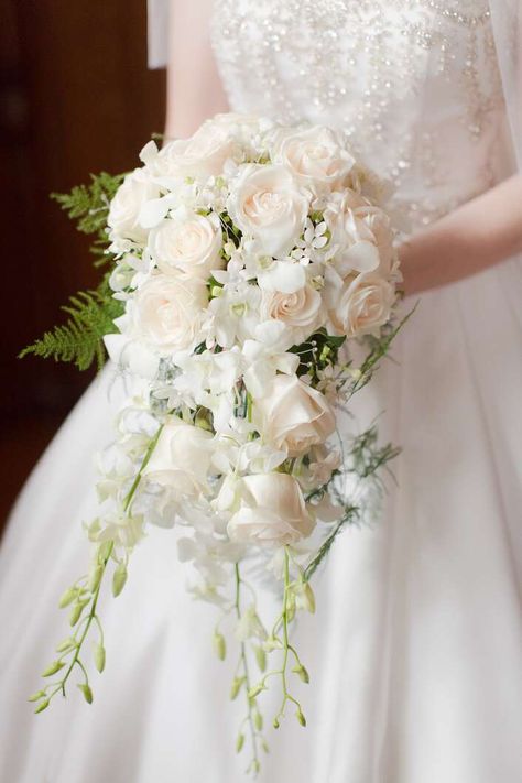 Princess Diana-Inspired Cascading Bridal Bouquet Spring Color Bridal Bouquet, Princess Diana Wedding, Fresh Wedding Flowers, Cascading Bridal Bouquets, Soft Wedding, Simple Wedding Flowers, Cascading Wedding Bouquets, Diana Wedding, Weddings Outdoor