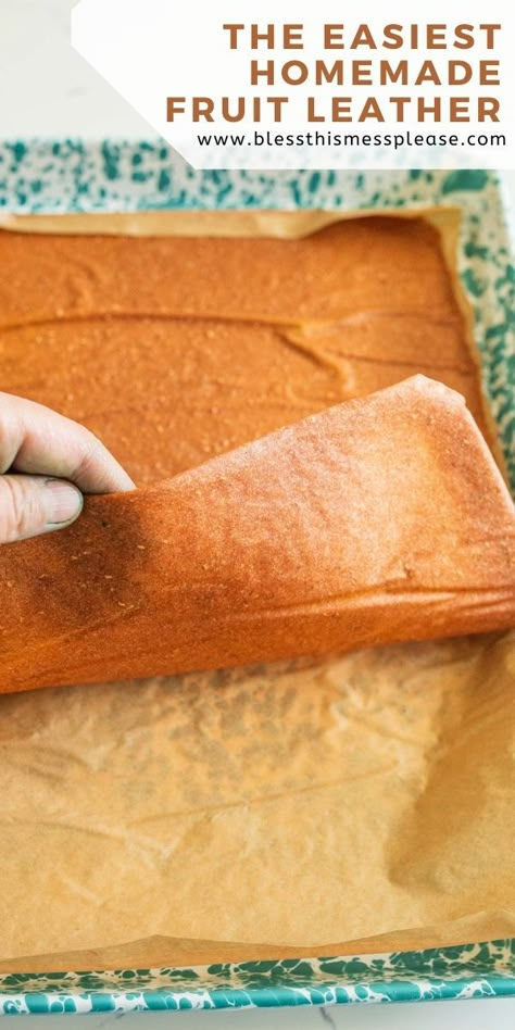 How To Make Apple Fruit Leather In The Oven, Oven Fruit Leather Recipe, Pear Leather Recipe Oven, Apple Fruit Leather Recipe Oven, Banana Fruit Leather Recipe, Pear Leather Recipe, Nectarine Fruit Leather Recipe, Homemade Fruit Leather Oven, Pear Fruit Leather Recipe