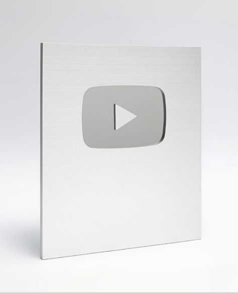 100k Play Button, Youtube Plaque Aesthetic, Youtube Plaque, Diamond Play Button, 100k Youtube, Silver Play Button, Blood Type Personality, Gold Play Button, Ganpati Bappa Photo