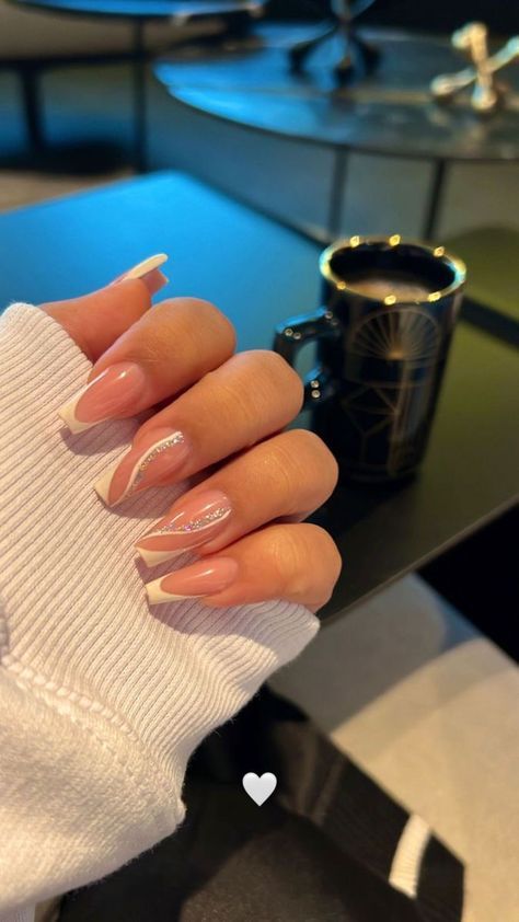 Formal Nails, French Tip Acrylic Nails, Casual Nails, Acrylic Nails Coffin Short, Short Acrylic Nails Designs, Pink Acrylic Nails, Girls Nails, New Year's Nails, Fire Nails