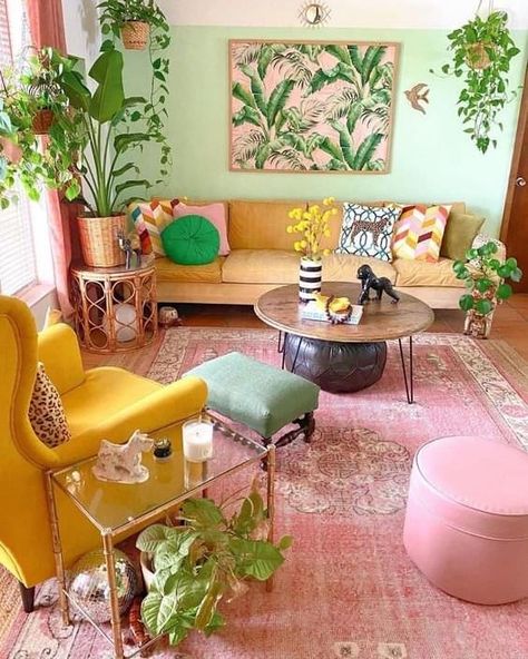 Appartment Decoration, Casa Vintage, Colourful Living Room, Apartment Decor Inspiration, Apartment Inspiration, Living Room Inspo, A Living Room, Dream House Decor, Aesthetic Room Decor