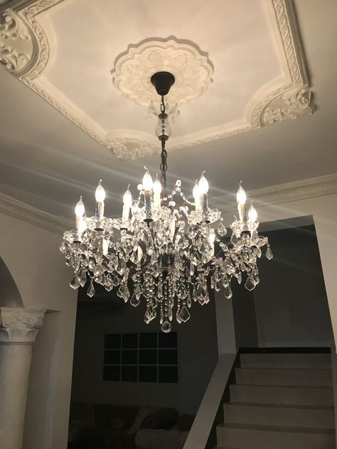 Glam Chandeliers, Chandelier In Bedroom, Blair Waldorf Room, Chandelier Aesthetic, Chandelier Diy Crystal, Chandelier Room, House Chandelier, Rh Restoration Hardware, Glam Chandelier