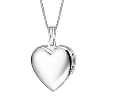 Infinite U Fashion Open Heart Photo Locket Pendant Necklace Make of Titanium (Enable to Engrave Your Own Words)-2 Colour Options-pink Infinite U http://www.amazon.co.uk/dp/B00HF2RAYU/ref=cm_sw_r_pi_dp_rmVnvb036RZGM Picture Pendant Necklace, Picture Pendant, Heart Photo, Photo Locket Necklace, Heart Locket Necklace, Locket Pendant Necklace, Diamond Cross Pendants, Photo Locket, Photo Heart