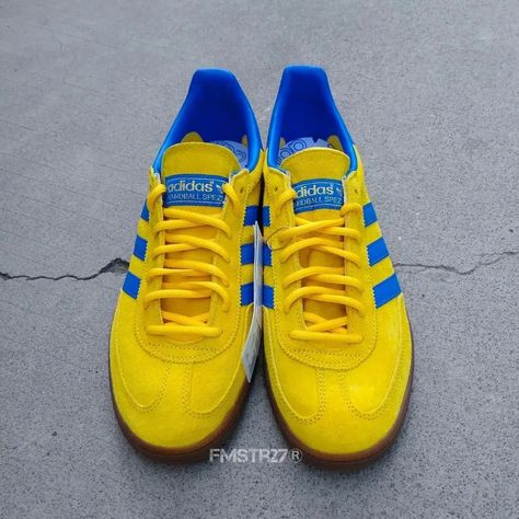 | 💥 READY STOK 💥 • Adidas Handball Spezial Size Exclusive : • 40 2/3 || 7 UK || 25.5cm • 42 || 8 UK || 26.5cm Colour Yellow /… | Instagram Adidas Handball Spezial, Adidas Handball, Colour Yellow, Yellow Color, Adidas, Yellow, Instagram, Handball