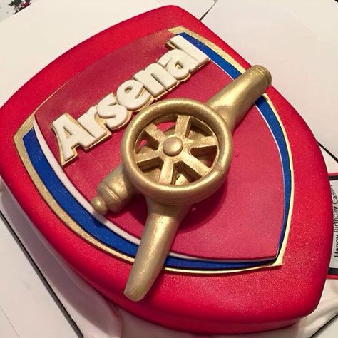 Arsenal Party Decorations, Arsenal Football Cake, Arsenal Birthday Cakes For Men, Arsenal Cake, Football Cakes For Boys, Football Themed Cakes, Alphabet Cake, Mommy Birthday, Soccer Cake