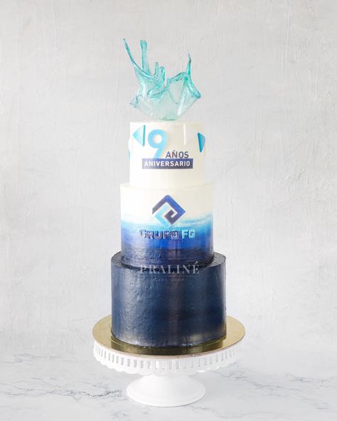 Company Anniversary Cake Ideas, Corporate Cake Design, Corporate Cake Ideas, Company Anniversary Cake, Airport Cake, Office Cake, 25 Anniversary Cake, Corporate Anniversary, Praline Cake