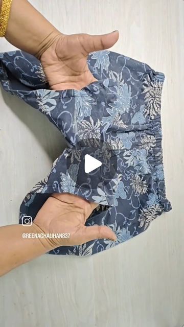 Clothes Recycle Ideas Diy, How To Upcycle T-shirts, Shirt Recycle Ideas, Turning An Oversized Shirt Into A Dress, Diy From Old Clothes, Upcycling T Shirt, Upcycle Tshirt Refashioning, Upcycle Clothes Diy Easy, T Shirt Upcycling Diy