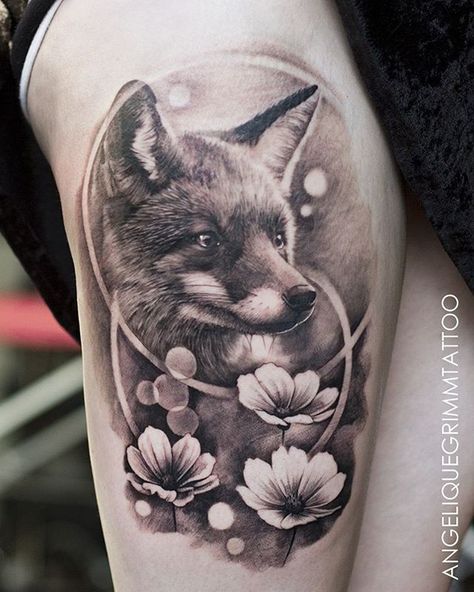 Fox Thigh Tattoo, Robin Tattoo, Owl Tattoo Drawings, Colorado Tattoo, Wildlife Tattoo, Fox Tattoo Design, Lion Head Tattoos, Forest Tattoos, Theme Tattoo