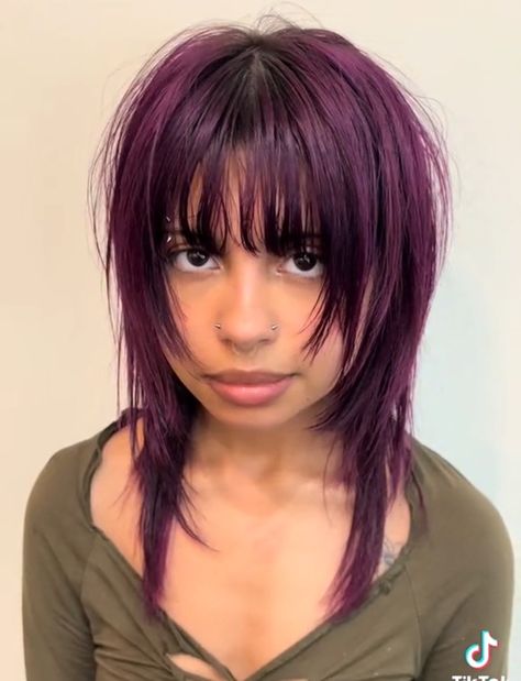 Scene Hair Straight Bangs, Modern Scene Hair, Dye Ideas For Short Hair, Scene Hair Short, Short Scene Haircuts, Short Emo Haircuts, Dye Hairstyles, Scene Hair Bangs, Alt Hairstyles