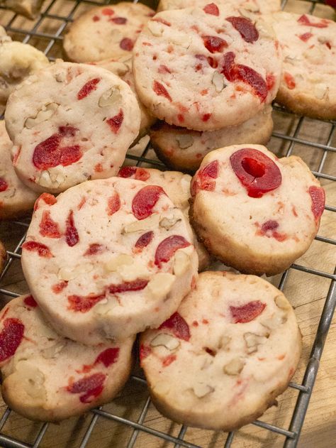 Recipe Tin Project: Ann Roger’s Christmas Cookies | 12 Tomatoes Christmas Cherry Cookies, Vintage Christmas Cookie Recipes, Fast Cookies, Christmas Munchies, Christmas Cookie Box, 12 Tomatoes Recipes, Cherry Cookies, Recipe Tin, Festive Cookies