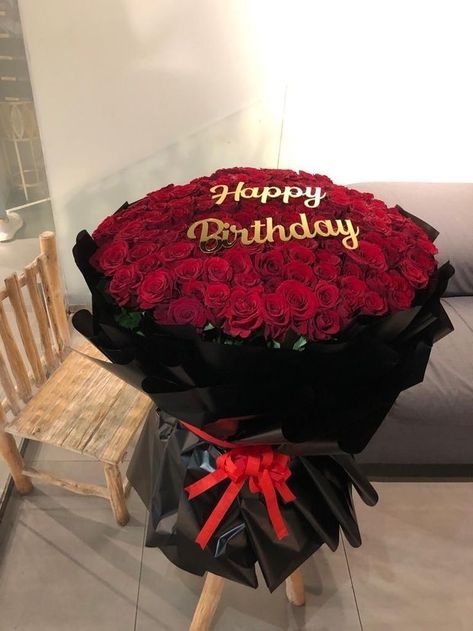 Birthday Room Decorations, Giving Flowers, Luxury Flower Bouquets, Money Flowers, Money Bouquet, Birthday Bouquet, Flower Box Gift, Cute Couple Gifts, Flower Arrangements Simple