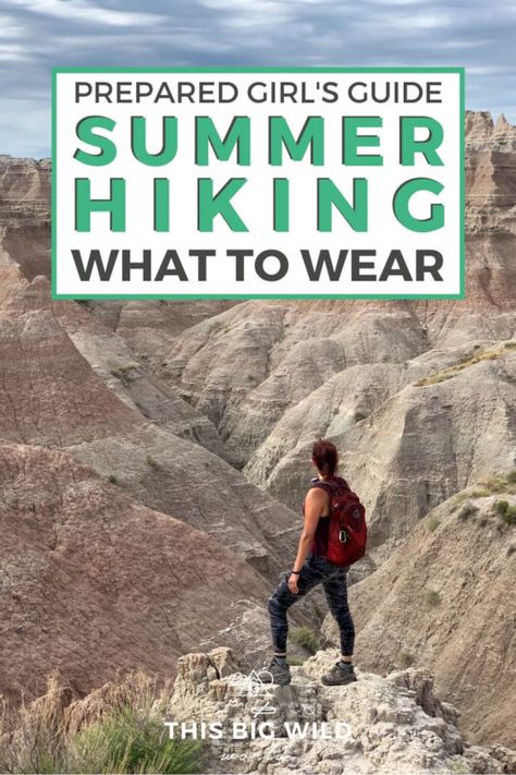 Summer Hiking Clothes, What To Wear For Hiking, What To Wear Hiking, Backpacking Outfits, Hiking Attire, Hiking Summer, Cute Hiking Outfit, Hiking Clothing, Summer Travel Destinations