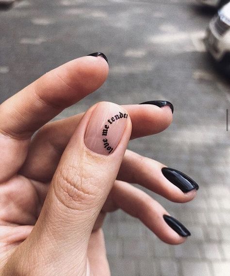 Black Summer Nails, Summer Nails 2024, Mens Nails, Retro Nails, Minimalist Nail Art, Nails 2022, Minimal Nails, Black Nail, Nails 2023