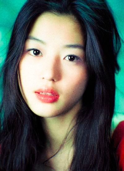 Jun Ji Hyun Fashion, Jun Jihyun, 90s Makeup Look, 90s Actresses, Korean Y2k, Petty Girl, 2000s Girl, Models 90s, Jun Ji Hyun