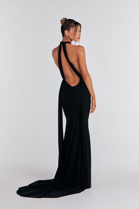 Backless Gowns, Elegant Backless Dress, Chic Prom Dresses, Dress Outfits Party, Fitted Gown, Modern Bridesmaid, Fitted Gowns, Label M, Backless Prom Dresses