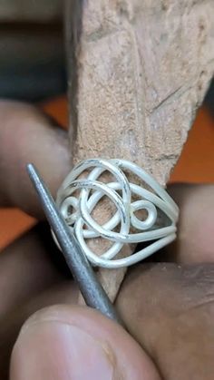 Silver Ring Making, Copper Jewelry Tutorial, Enameling Jewelry, Silversmithing Jewelry, Metal Jewelry Making, Silversmith Jewellery, Jewellery Design Sketches, Wire Jewelry Tutorial, Metalsmithing Jewelry