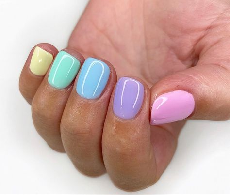 Kids Nail Designs, Pastel Nails Designs, Easter Nail, Happy Nails, Simple Gel Nails, Cute Gel Nails, Nails For Kids, Easter Nails, Rainbow Nails