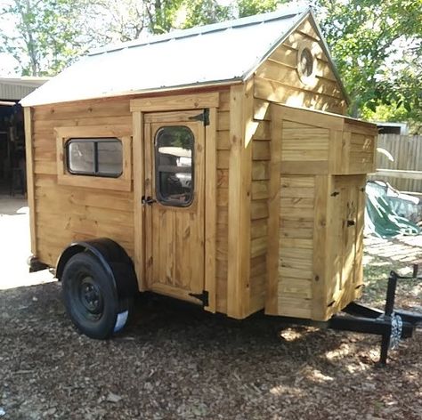 Tiny Camper Trailer, Homemade Camper, Kombi Motorhome, Diy Camper Trailer, Tiny House Camper, Camping Diy, Diy Tiny House, Tiny Trailers, Tiny Camper