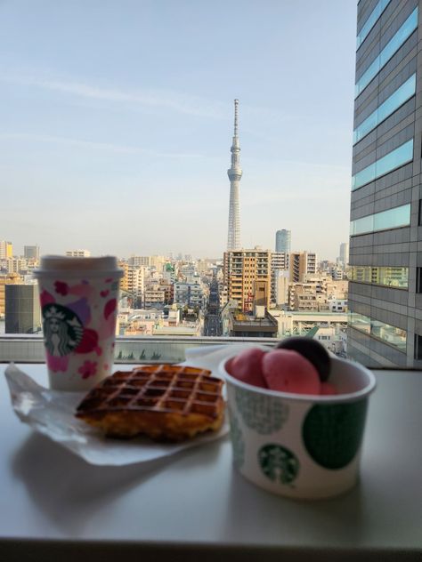 Tokyo Coffee Shop Aesthetic, Breakfast In Tokyo, Tokyo Starbucks, Starbucks Food, Shibuya Sky, Starbucks Japan, Foodie Breakfast, Tokyo Aesthetic, Sky Building