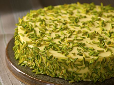 Sicilian Pistachio Cake Pistachio Recipes, Pistachio Cake, Sicilian Recipes, Best Cookbooks, Italian Desserts, Savoury Cake, Food Cakes, Clean Eating Snacks, Just Desserts