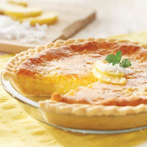 Coconut Chess Pie, Pineapple Coconut Pie Recipe, Chess Bars, Lemon Sour Cream Pie, Coconut Pie Recipe, Chess Pie Recipe, Pineapple Pie, Crisco Recipes, Chess Pie