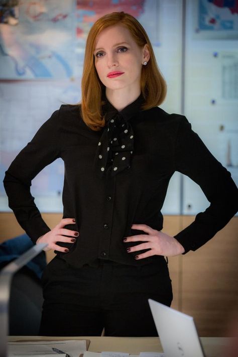 John Madden's Miss Sloane is riveting political thriller starring Jessica Chastain | Enfield Independent Redheaded Actresses, Miss Sloane, Red Hair Inspiration, Boss Style, Woman Outfit, Modern Pinup, Business Outfits Women, Vampire Academy, Jessica Chastain