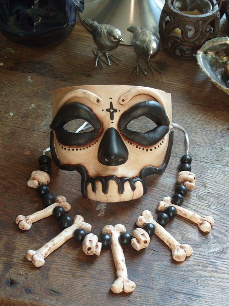 Voodoo Party, Voodoo Costume, Voodoo Halloween, Baron Samedi, Mascaras Halloween, Witch Doctor, Halloween This Year, Halloween Mask, Voodoo Dolls