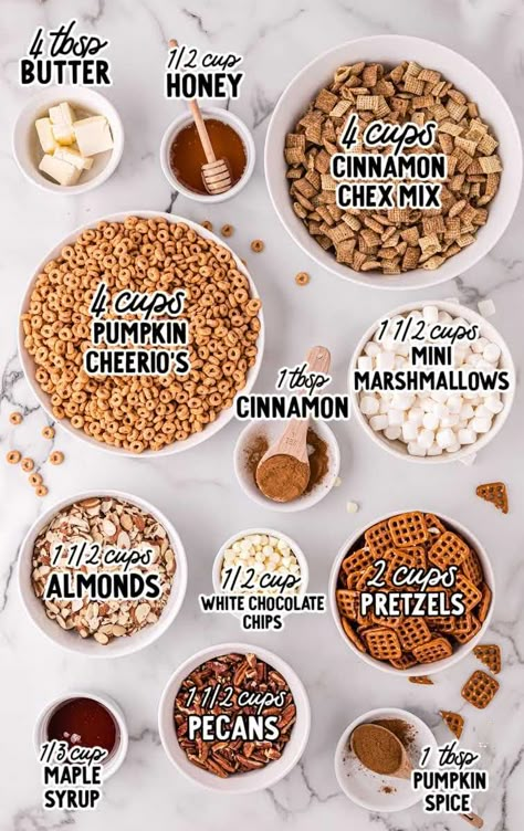 Chex Mix Pumpkin Spice, Pumpkin Spice Trail Mix Recipes, Sweet Trail Mix Ideas, Fall Trail Mix Ideas, Healthy Chex Mix Recipes, Pumpkin Spice Chex Mix Recipe, Fall Trail Mix Recipe, Pumpkin Cheerios, Fall Chex Mix Recipes