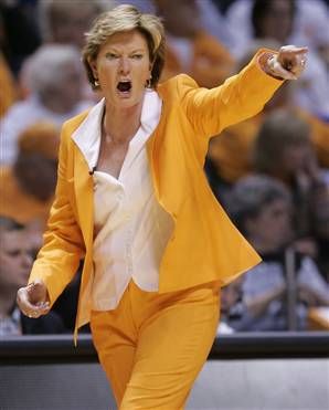 Pat Summitt. Winningest Coach of ALL TIME! Nobody will ever do what she did for sports. A living Legend. VOLNATION! Lady Vols Basketball, Tn Girl, Woman Basketball, Pinterest Mom, Pat Summitt, Rocky Top Tennessee, Neyland Stadium, Tennessee Football, Basketball History