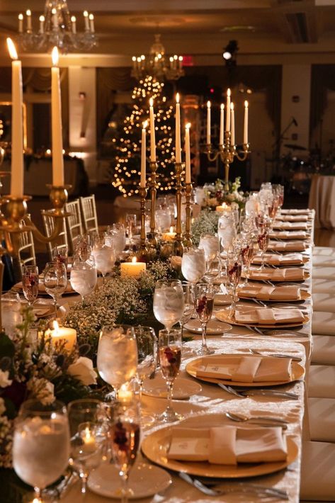 Winter Wedding Themes Romantic, Small Winter Wedding Reception, December Bridal Party, Classy December Wedding, Christmas Home Wedding, Wedding Table Decorations Christmas, Silver And Gold Christmas Wedding, Formal Christmas Dinner Party, Christmas Tree At Wedding