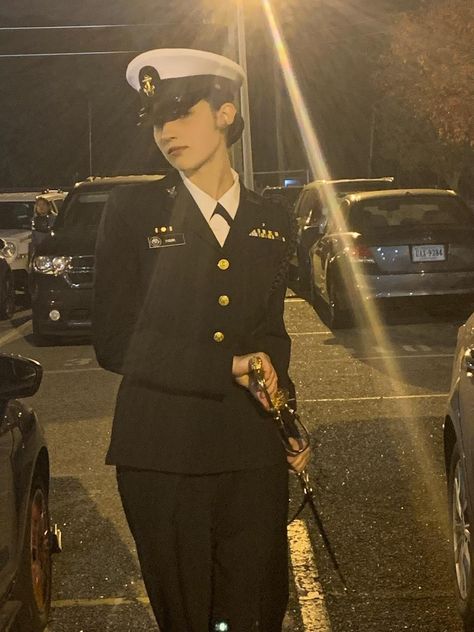 Merchant Navy Aesthetic, Njrotc Aesthetic, Navy Aesthetic Military, Jrotc Aesthetic, Navy Seal Aesthetic, Marine Corps Aesthetic, Marine Women, Female Navy Officer, Civil Dress