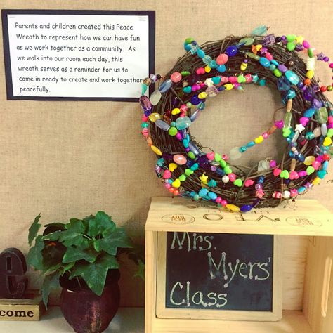 Inquiring Minds: Mrs. Myers' Kindergarten: Starting the Year Building Home/School Relationships Open House Activities, Peace Wreath, Remembrance Day Activities, Reggio Emilia Classroom, Reggio Inspired Classrooms, Reggio Classroom, Building Home, Playbased Learning, Fall Kindergarten