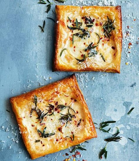 10 Savory Tarts That Make Awesome Appetizers | http://homemaderecipes.com/10-savory-tarts/ Using Puff Pastry, Savory Puff Pastry, Magazine Recipe, Savory Tarts, Awesome Appetizers, Cheese Potato, Puff Pastry Tart, Light Meals, Donna Hay