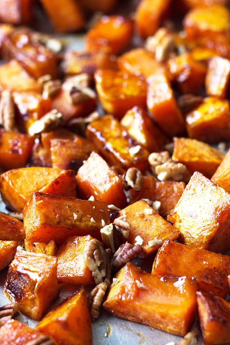 Maple Roasted Sweet Potatoes- these are lightly sweetened with maple syrup, spiced with cinnamon and have an optional crunch from pecans, YUM! | countrysidecravings.com Honey Roasted Butternut Squash, Maple Sweet Potatoes, Healthy Nutrition Plan, Holiday Side Dishes, Honey Roasted, Roasted Butternut, Roasted Butternut Squash, Squash Recipes, Thanksgiving Side Dishes