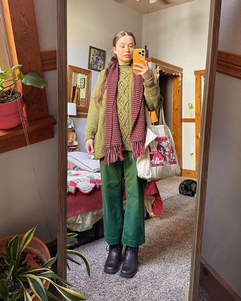 Caitlin B. ☻ (@thrift_bee) • Instagram photos and videos Comfortable And Stylish Outfits, Whimsical Street Style, Star Cardigan Outfit, Women Rock Outfits, Fall Thrifting Outfits, Eclectic Casual Outfits, Casual Whimsical Outfits, Fall To Winter Outfits, Eclectic Fall Outfits