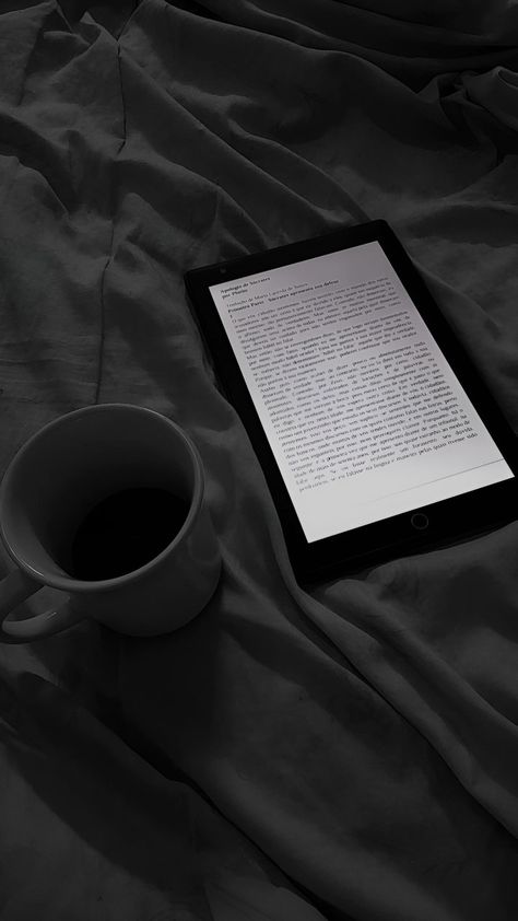 Spotify Tablet, Reading Dark Aesthetic, Tablet Snap, Book Instagram Story, Book Gifts Diy, Tablet Aesthetic, Simple Photos, Kindle Aesthetic, Author Dreams