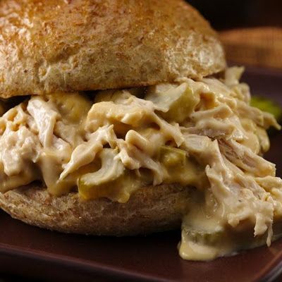 Slow Cooker Cheesy Turkey Sandwiches @keyingredient #cheese #sandwich #slowcooker #quick #chicken #cheesy Cheesy Turkey, Cheesy Sandwich, Turkey Sandwiches Recipes, Crock Pot Food, Slow Cooker Turkey, Recipe Cookbook, Turkey Sandwiches, Crock Pot Cooking, Soup And Sandwich