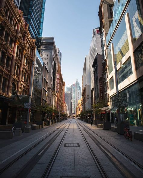 Here are the top 37 instagrammable places in Sydney, complete with a map of locations and photos! Sydney shows off her beauty at these photo-worthy spots! George Street Sydney, Sydney Street Photography, Sydney Streets, Sydney Aesthetic, Sydney Architecture, Sydney Photography, Bondi Icebergs, The Grounds Of Alexandria, Victoria Building