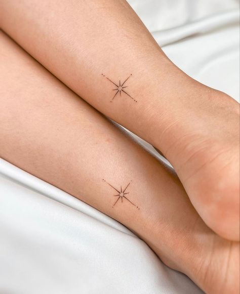 Elegant Compass Tattoo, Minimal Compass Tattoo, Northstar Tattoo, Compas Tattoo, Compass Tattoo Meaning, Small Compass Tattoo, Bff Tattoos, Sweet Tattoos, 1 Tattoo