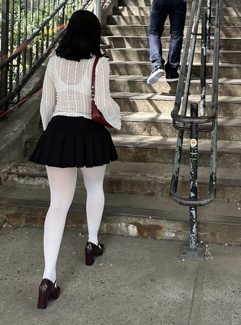 White Tights With Skirt, White Stockings Outfit Tights, Outfit With White Tights, White Stockings Outfit Aesthetic, White Tights Outfit Winter, Cute Fall Skirt Outfits, White Pantyhose Outfit, Skirt Outfits Short, White Stockings Outfit