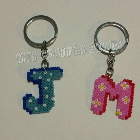 Perler Bead Initials, Perler Bead Words, Fusible Beads Ideas, Melt Beads Patterns, Easy Perler Beads, Easy Perler Bead Patterns, Pearl Beads Pattern, Easy Perler Beads Ideas, Perler Bead Templates